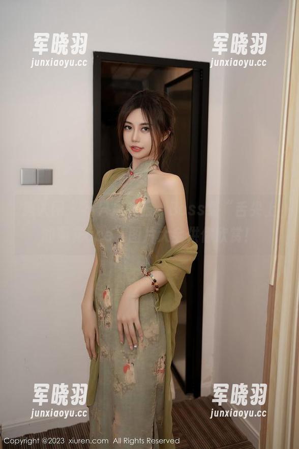 秀人网 - 不只是礼服，Boss级“舌尖上的菊花ace”图片大全供你欣赏！