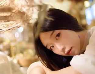 免费的穆零Mu0套图，一本正经的天使，结果我却想歪了。