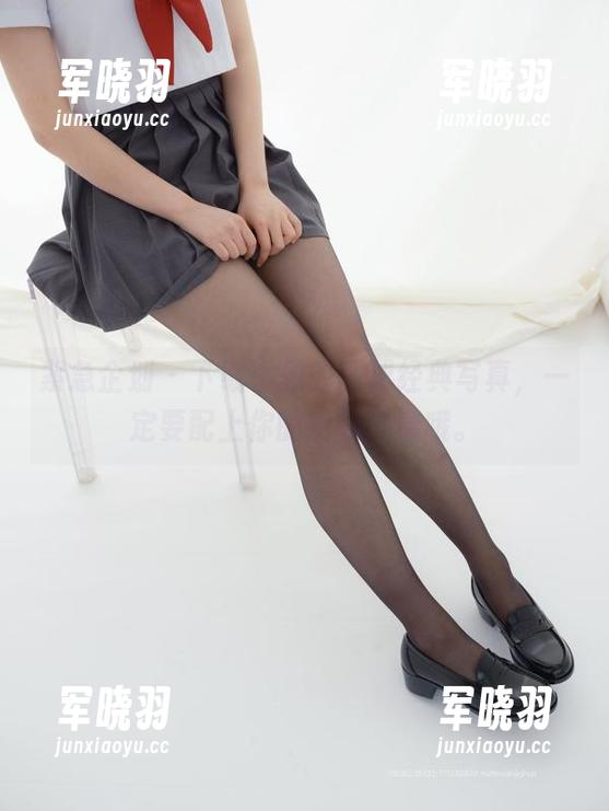 紧急企划-小恩 紧急企划 - 下载小恩的网球经典写真,一定要配上你的清新气息哦。