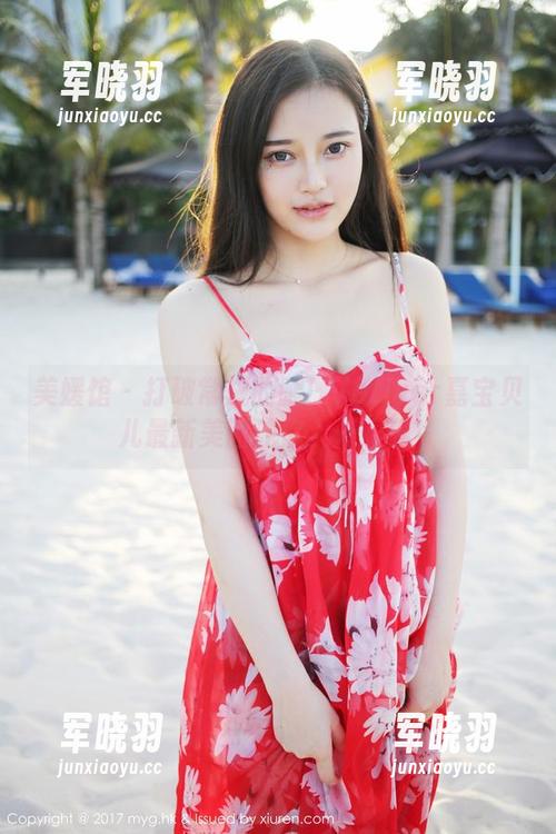美媛馆-Vetiver嘉宝贝儿 美媛馆 - 打破常规的腿!Vetiver嘉宝贝儿最新美图让你大开眼界!