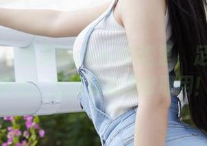 蜜桃社 – 萌美Moemi在这里，足足让你捧心！在线资源随时取用！