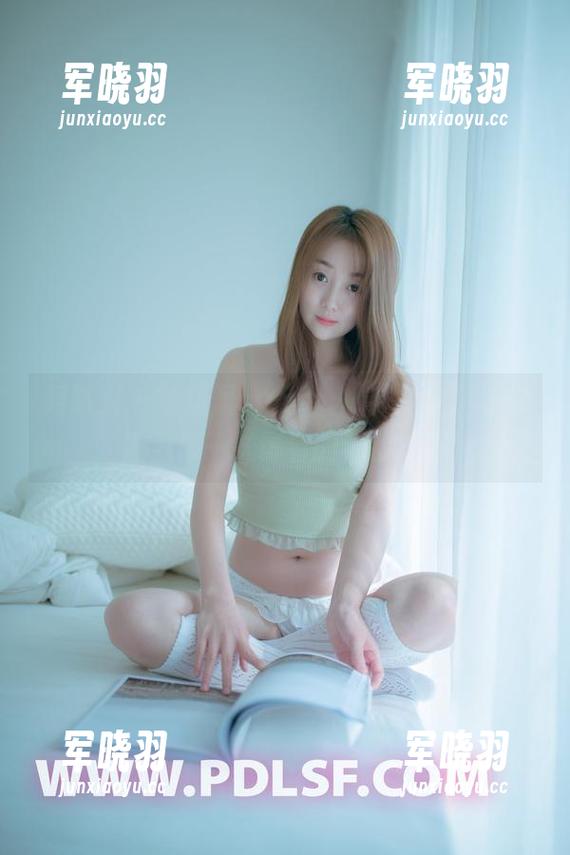 轰趴猫 - 杨晨晨sugar：JK全集，让你重温那一抹青春的无敌状态
