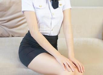 青豆客 – 婕西儿黑丝最新图包，像是在与时光邂逅，嗯……啥都不说了！